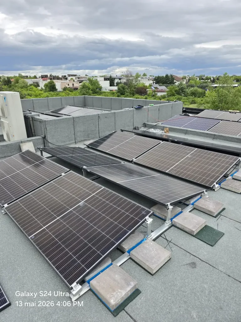 Sistem Fotovoltaic 20 kW Trifazat — Acoperiș Plan