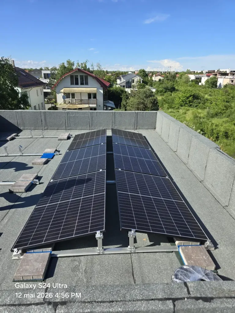 Sistem Fotovoltaic 20 kW Trifazat — Acoperiș Plan