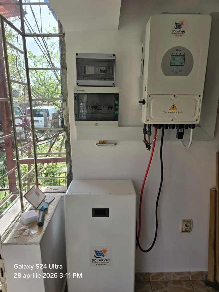 Fotovoltaic 6 kW Deye + baterie 15 kW + Canadian Solar 460w